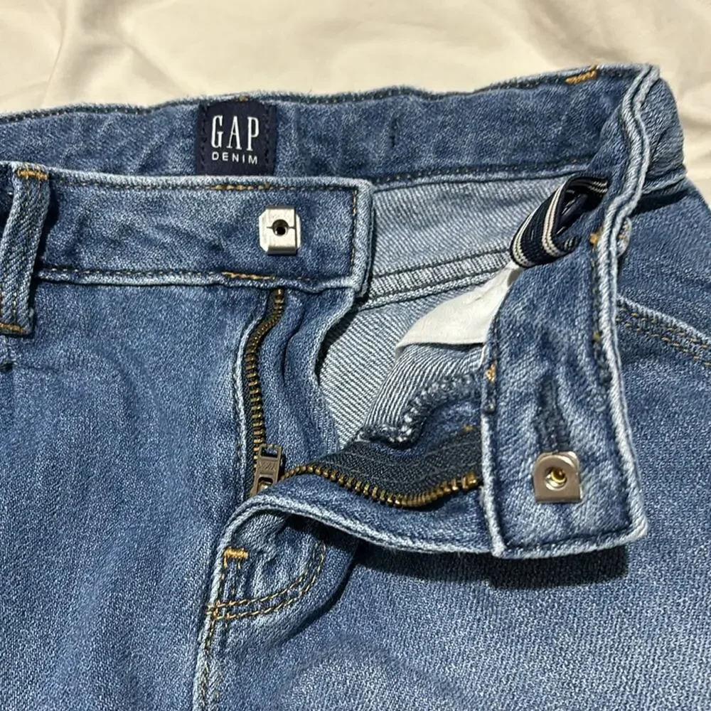 Gap denim 7 high rise wide leg crop blue jean pockets 💯cotton adjustable waist